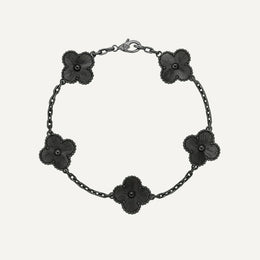 Clover 5 Motifs Bracelet Black